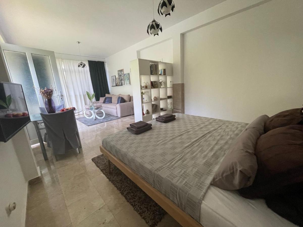 Villa Tamara With Garden And River View - Free Private Parking - Garage Mostar Exterior photo