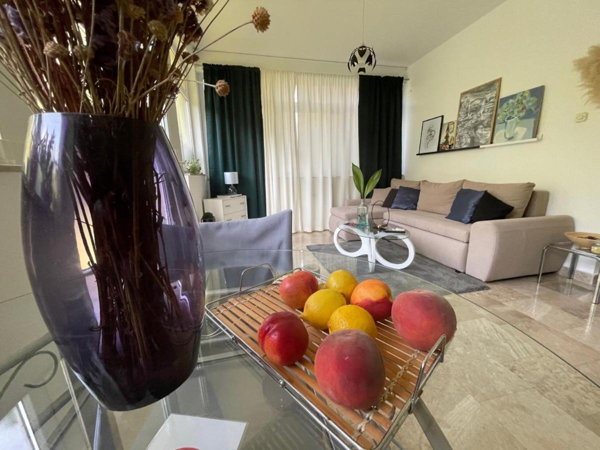 Villa Tamara With Garden And River View - Free Private Parking - Garage Mostar Exterior photo