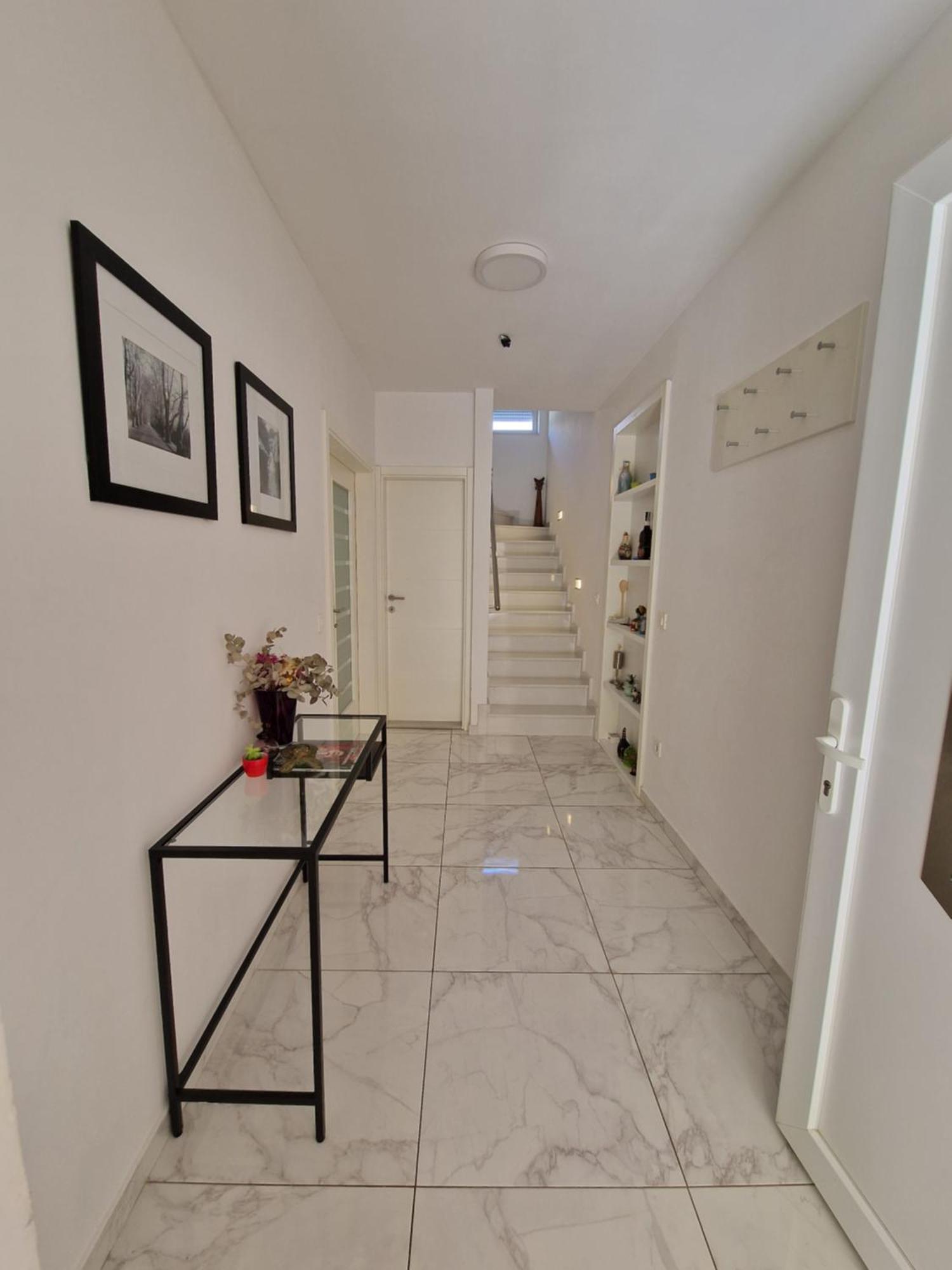 Villa Tamara With Garden And River View - Free Private Parking - Garage Mostar Exterior photo