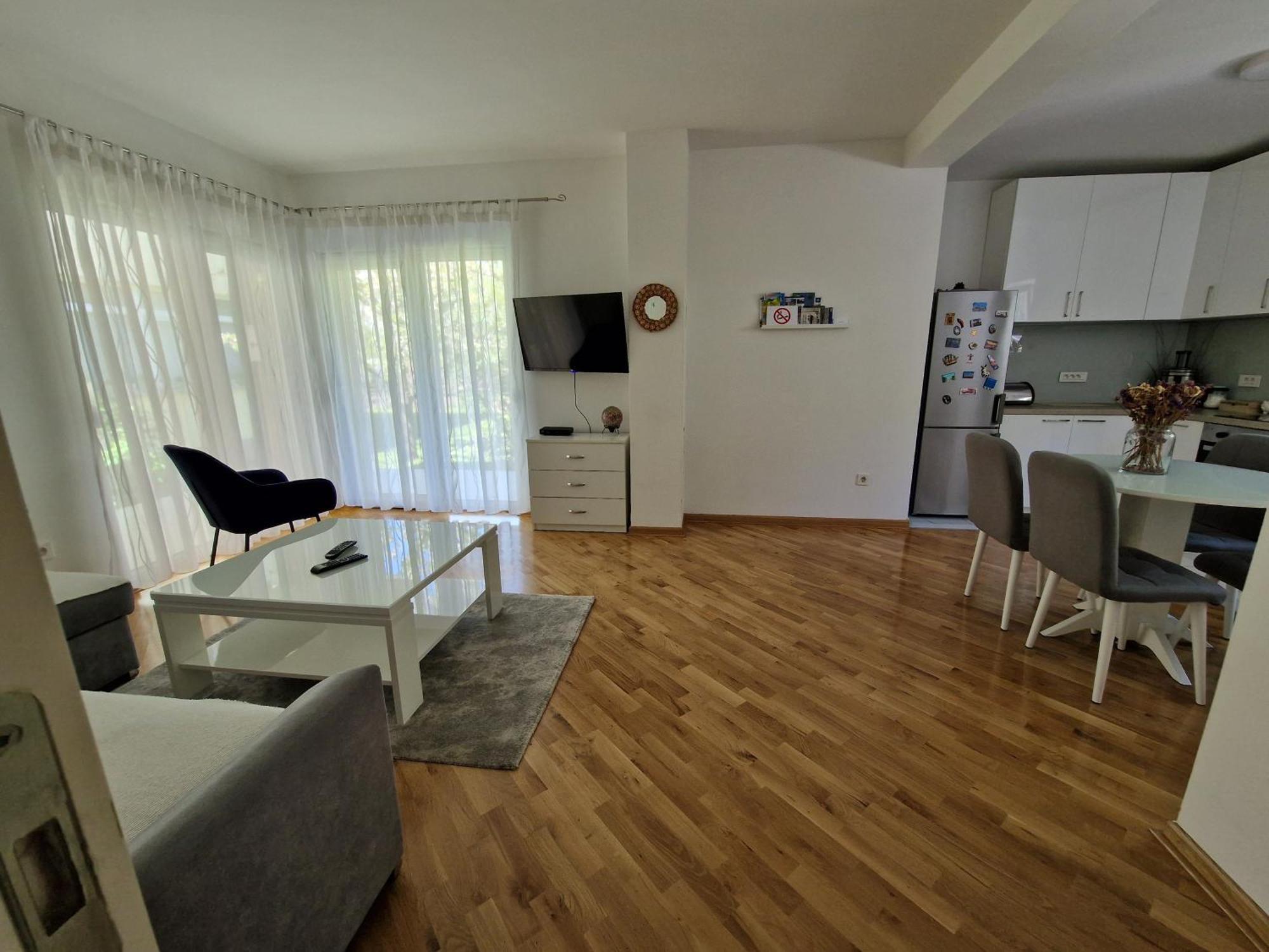 Villa Tamara With Garden And River View - Free Private Parking - Garage Mostar Exterior photo