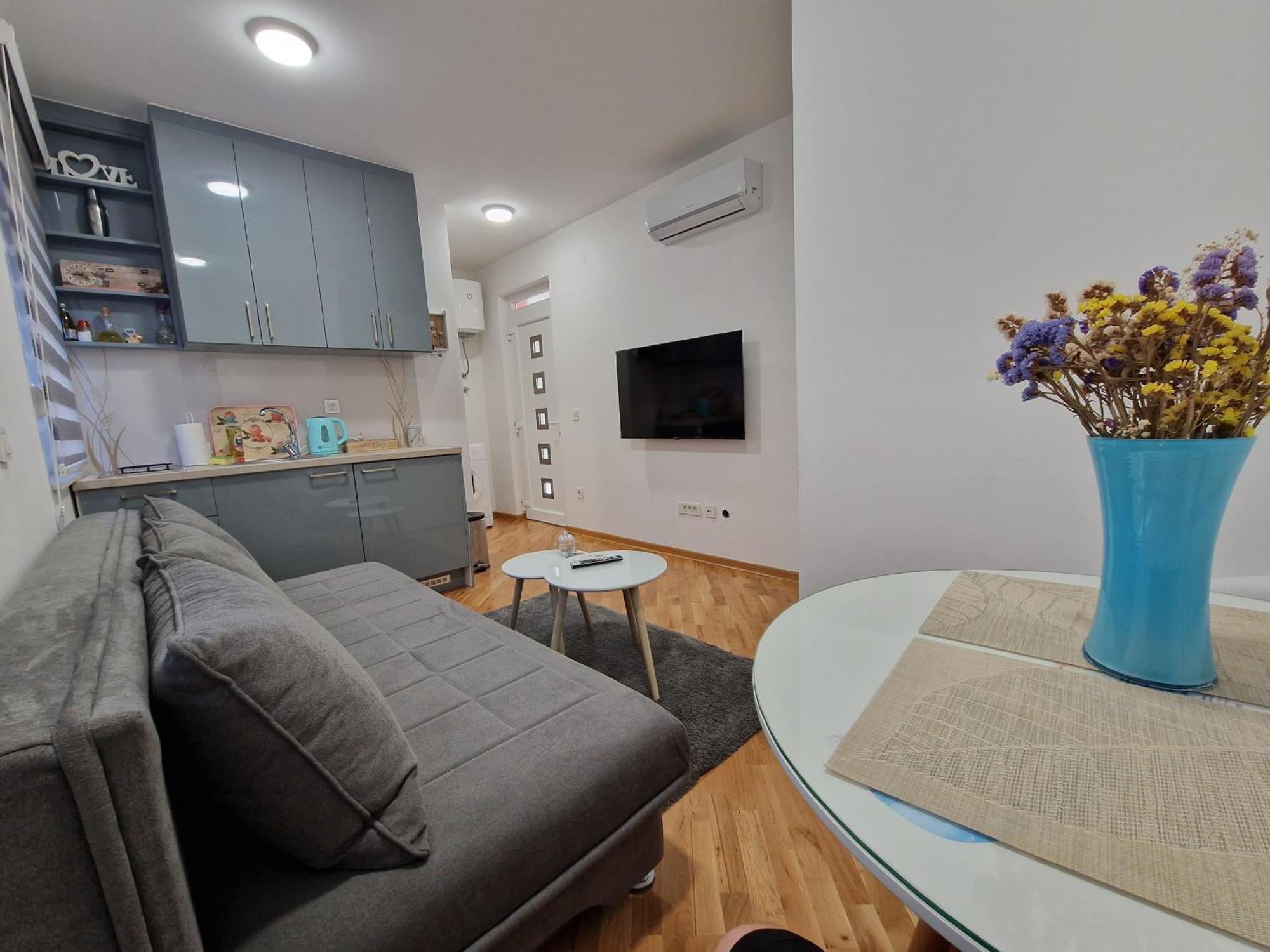 Villa Tamara With Garden And River View - Free Private Parking - Garage Mostar Exterior photo