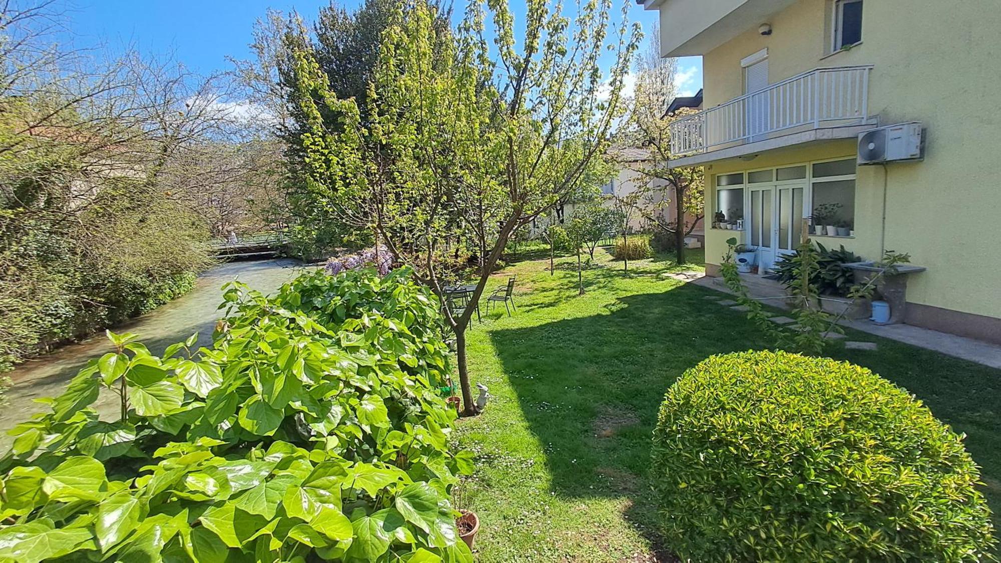 Villa Tamara With Garden And River View - Free Private Parking - Garage Mostar Exterior photo